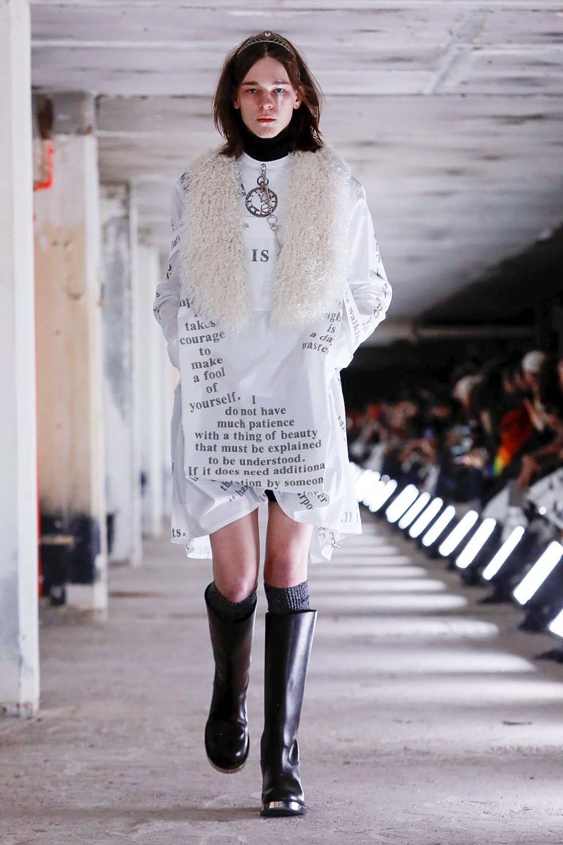 20,000 YEARS OF FASHION ファッション集 20,000 Years of Fashion The History of Costume and Personal