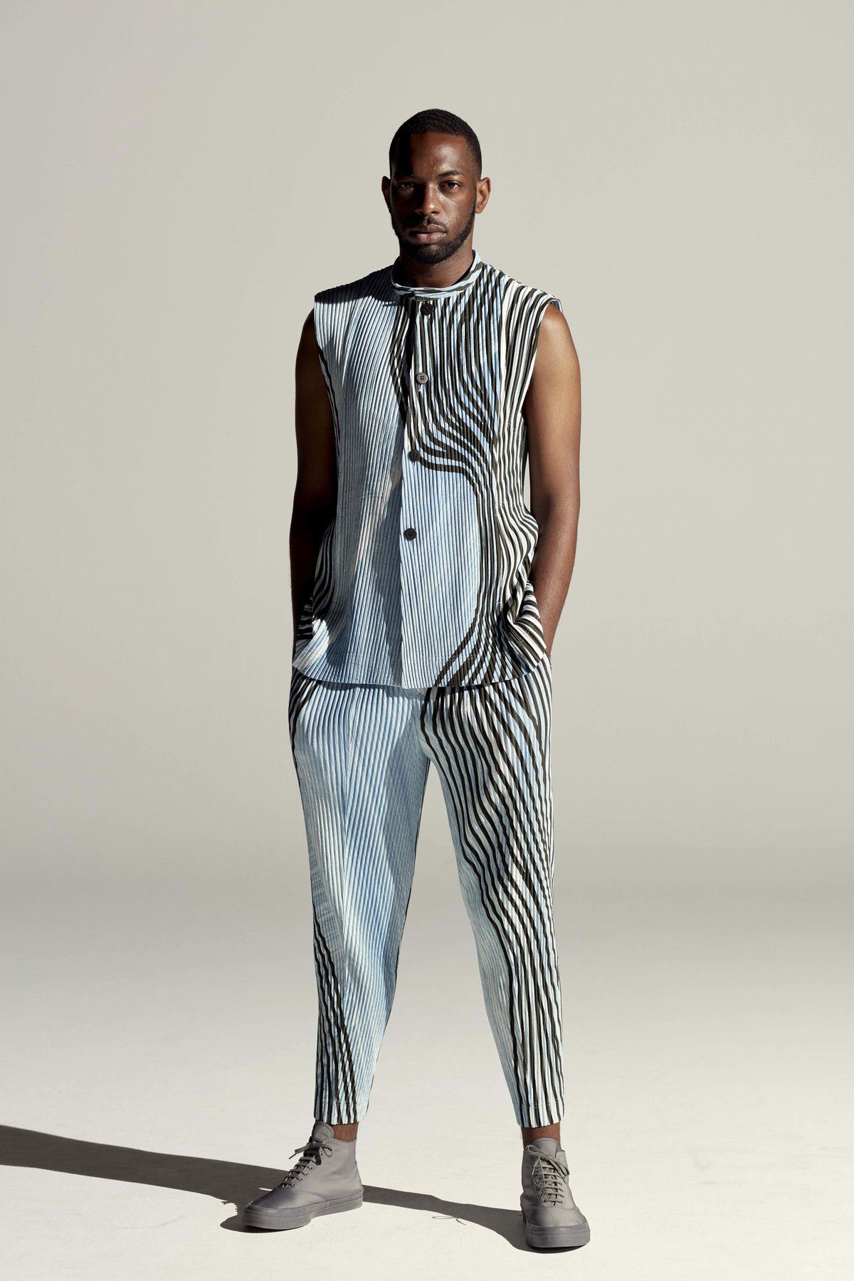 Lookbook: Homme Plissé Issey Miyake S/S 22 | SHOWstudio