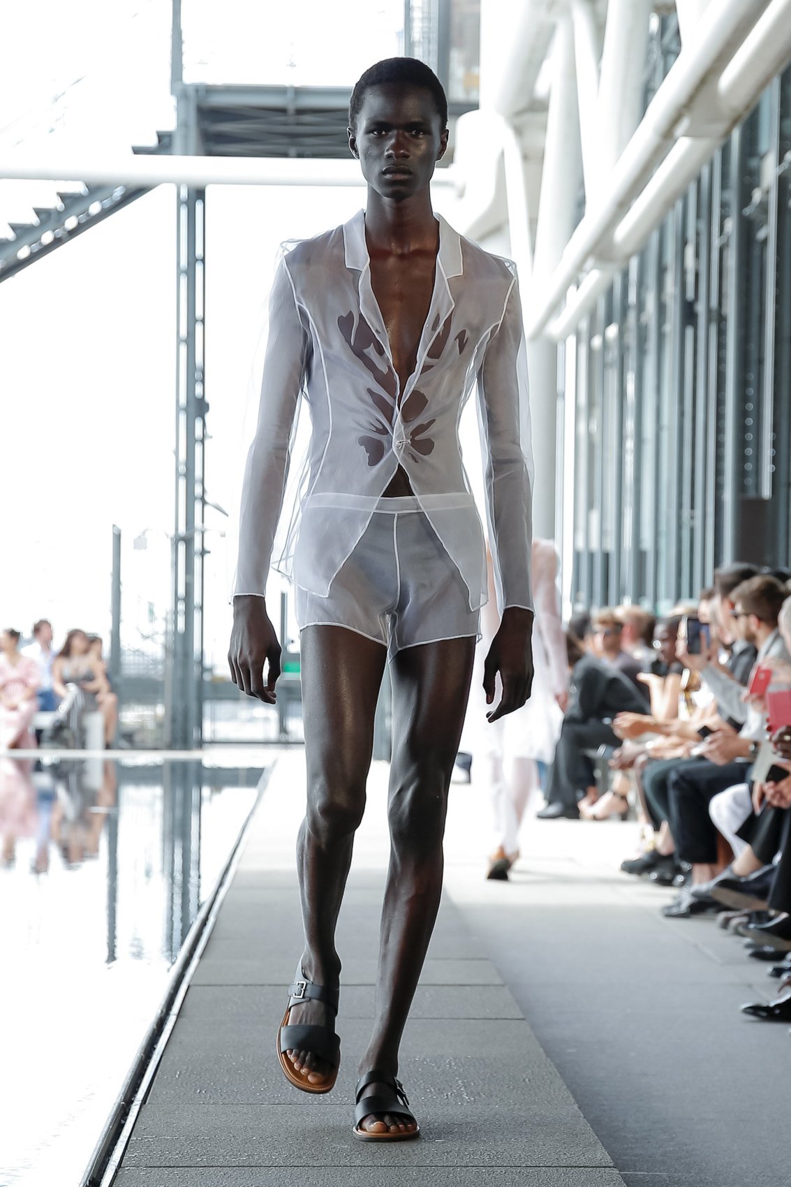 Ludovic de Saint Sernin SS20 menswear #20 - Tagwalk: The Fashion Search  Engine