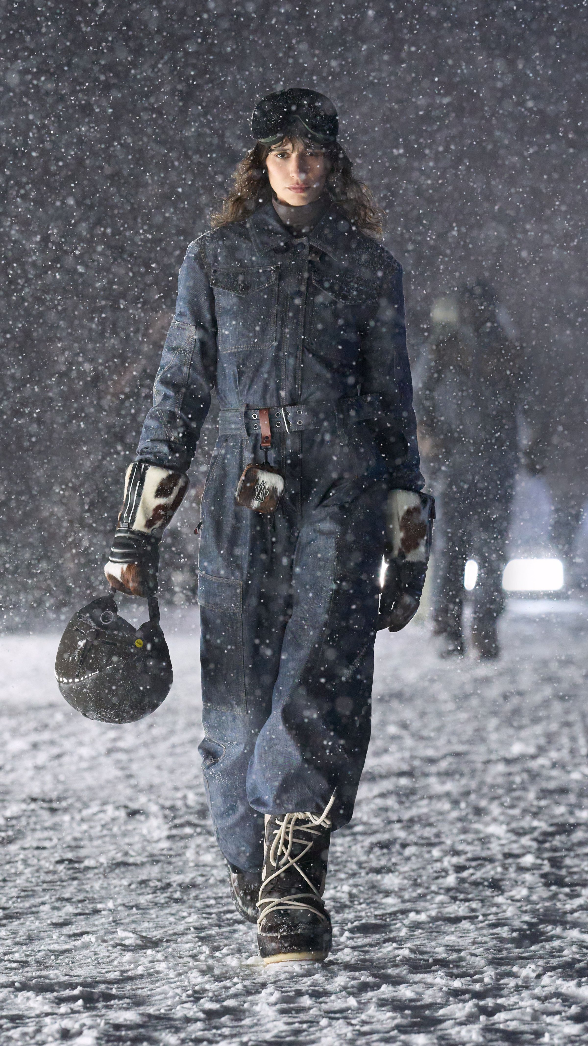 MONCLER_AW25_RUNWAY_140.width-