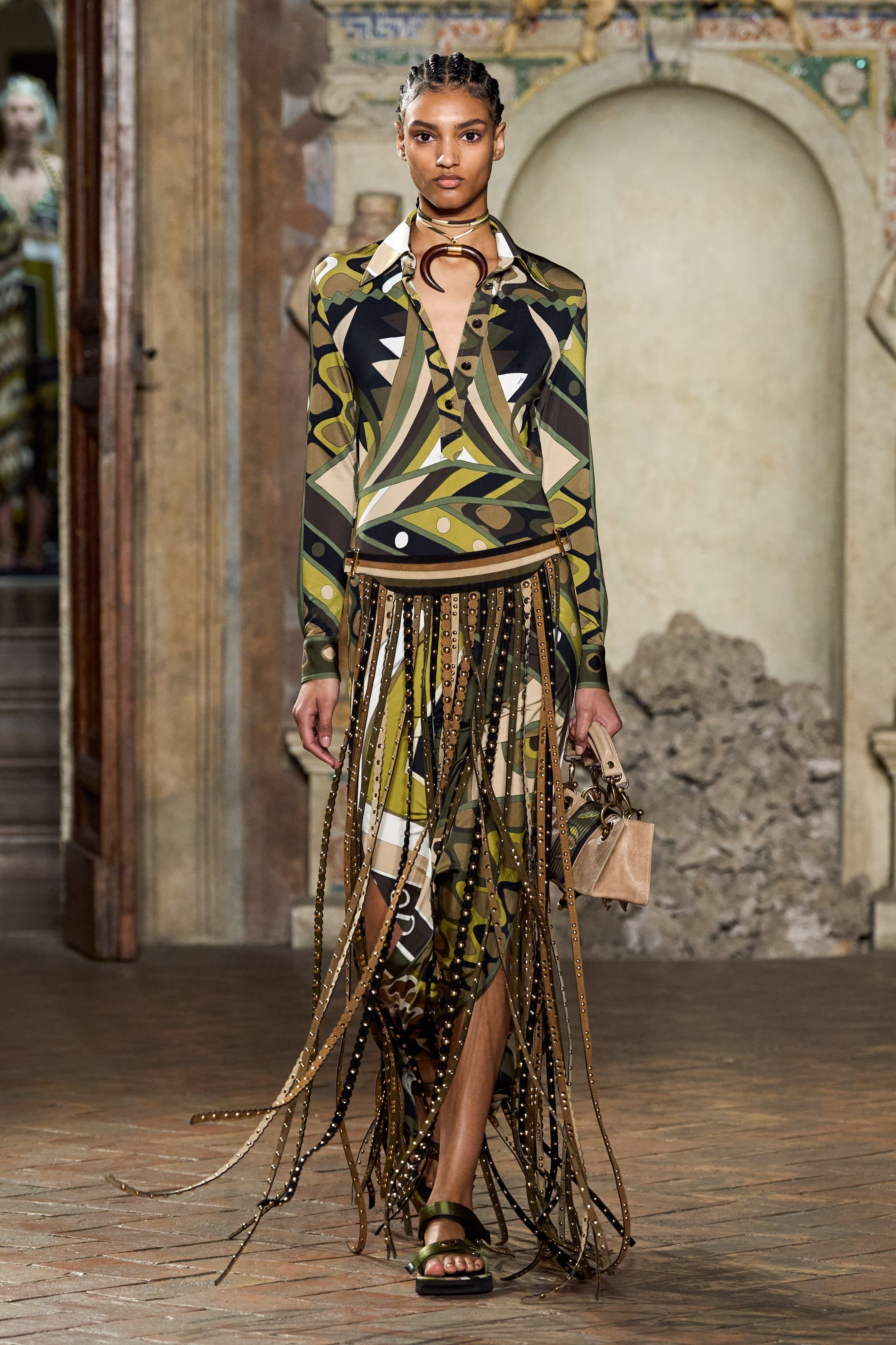 Pucci_aw24_runway_034.width-
