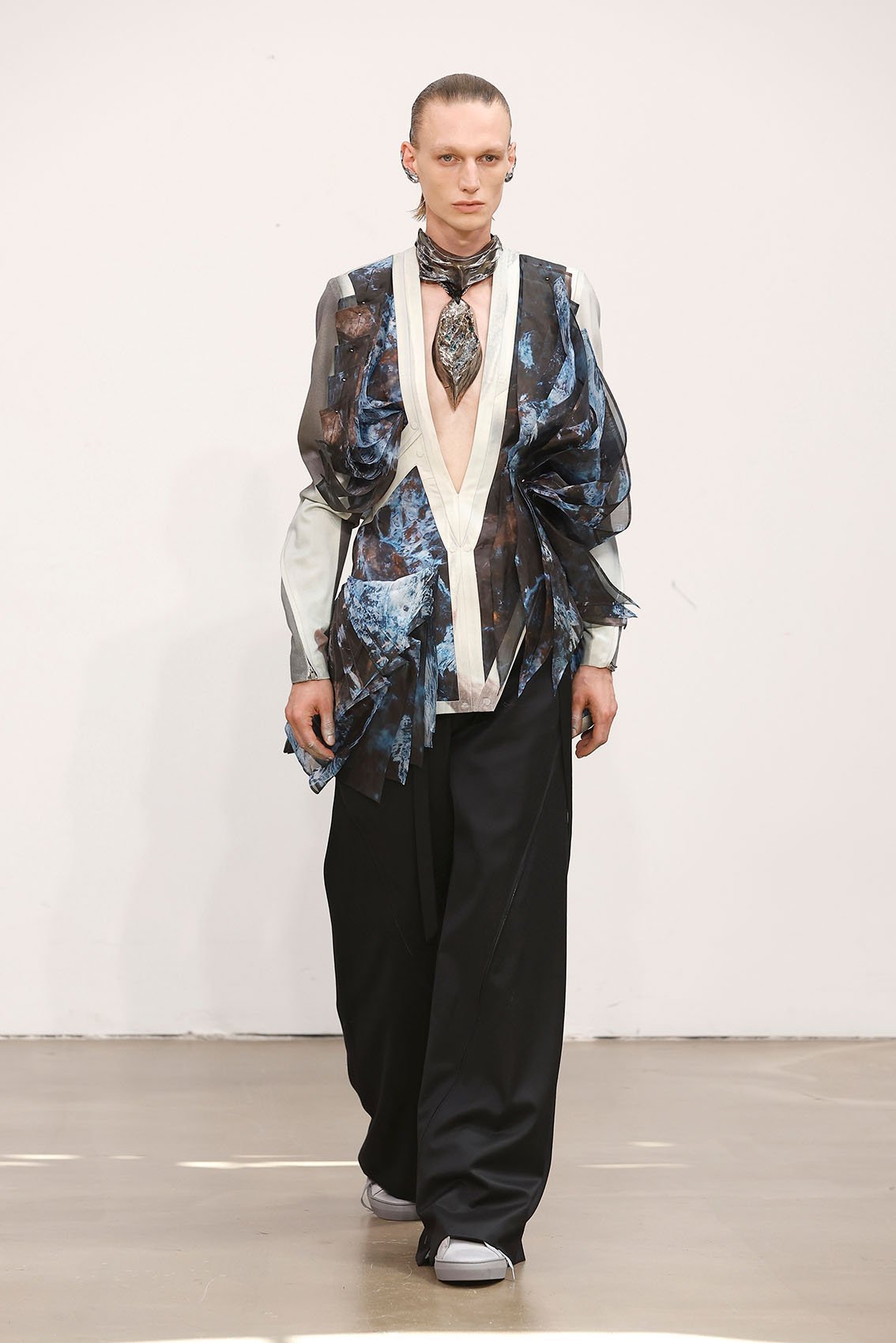 aki.HAUTE COUTURE8枚 Lot 410 - A Givenchy haute couture by Alexander