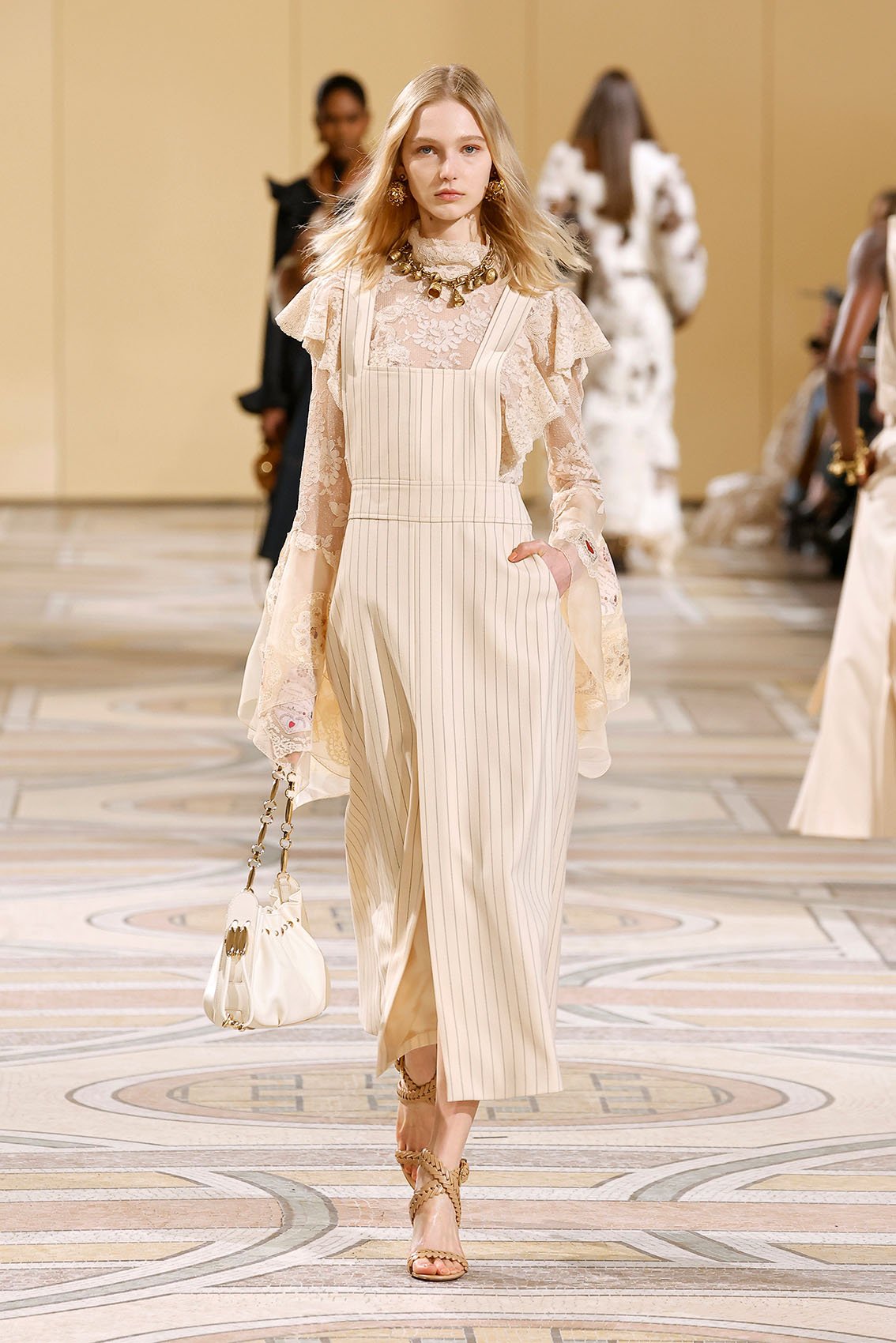 【AW25】ZIMMERMANN アセンション マキシドレス Zimmermann - アセンション・コットン・ホルター・マキシ