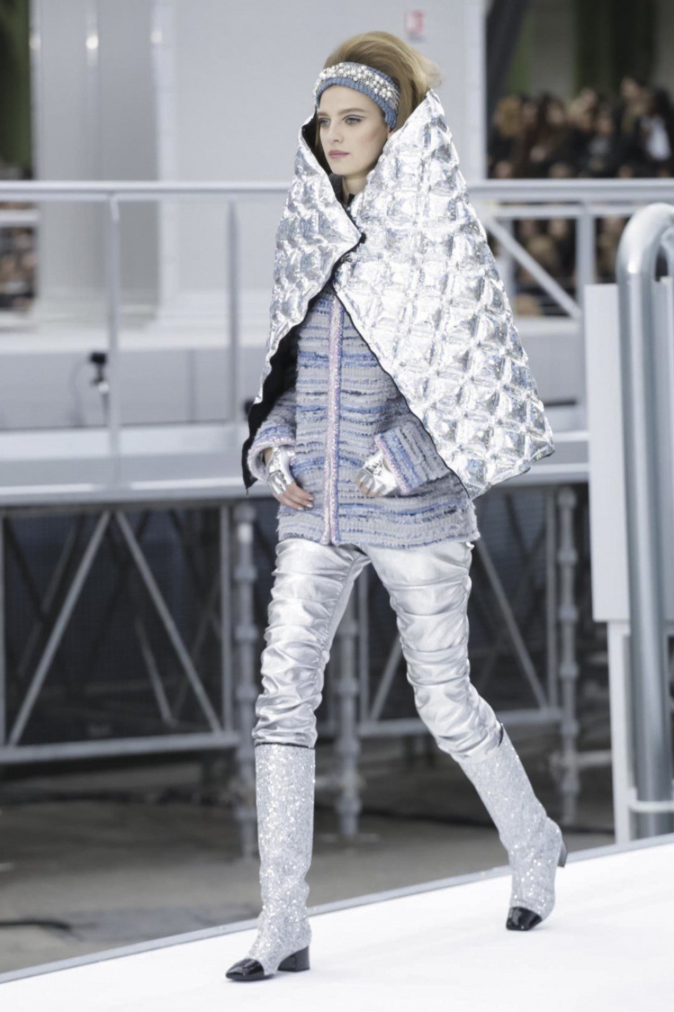 希少品　CHANEL SUPER COLLECTION 2004 Vol.17 Rare Item: CHANEL SUPER COLLECTION 2004 Vol.17