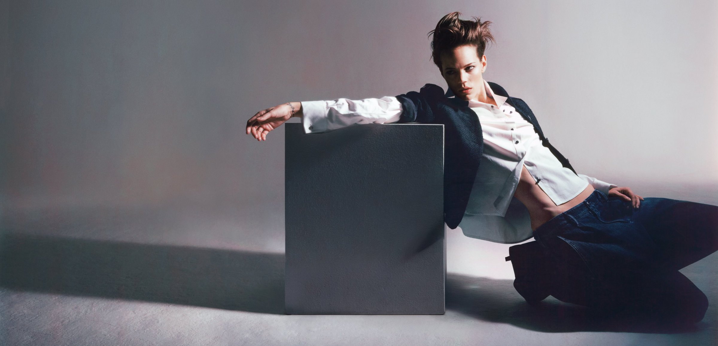 洋書 Androgynous Objects by Maureen A. Amazon.com: Androgynous Objects (Studies in Anthropology and