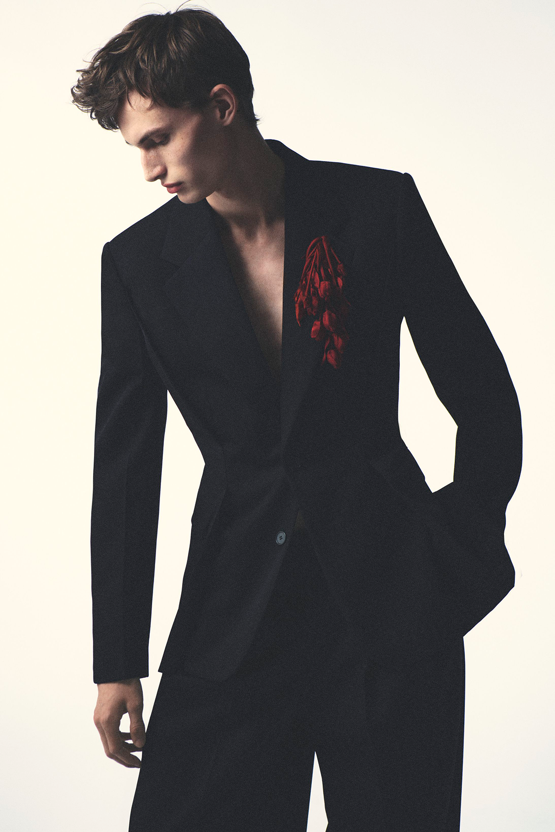 GIVENCHY セットアップ Lookbook Imagery: Givenchy S/S 27 Menswear | SHOWstudio