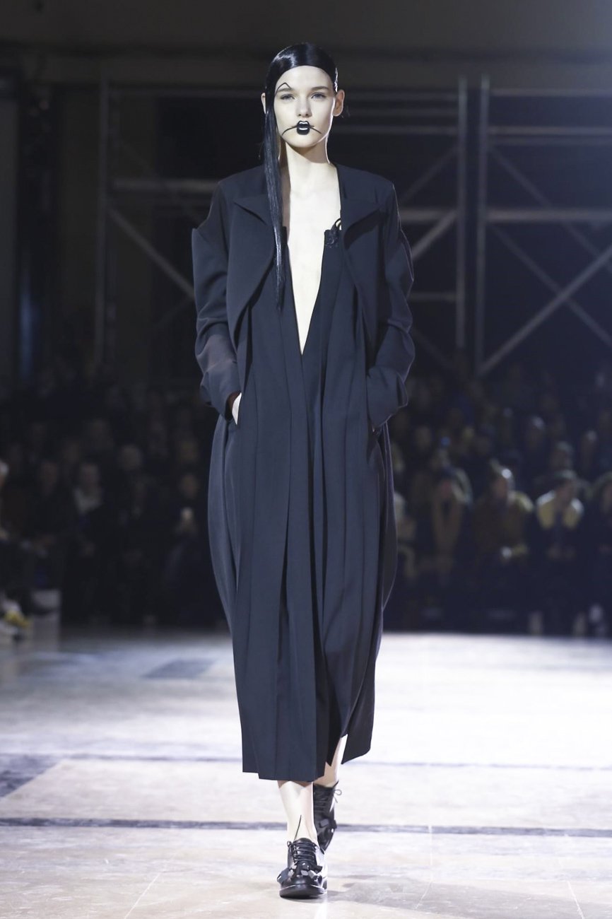 Yohji Yamamoto A/W 16 Womenswear | SHOWstudio