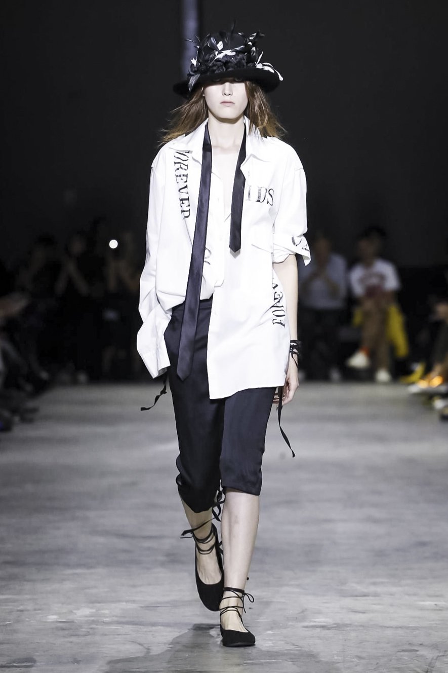 Ann Demeulemeester S/S 18 Womenswear | SHOWstudio