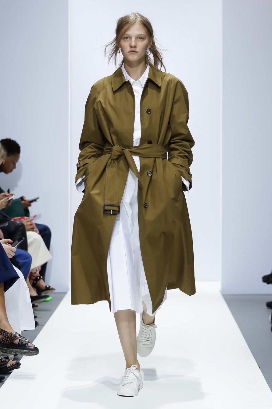 Margaret Howell S/S 19 Womenswear | SHOWstudio